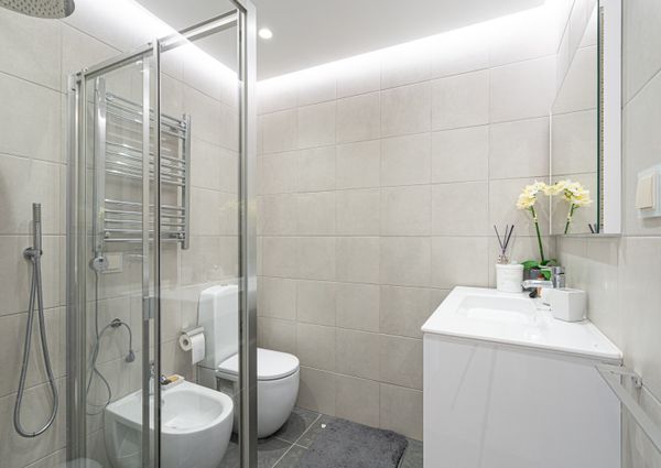 APARTAMENTO T3 MOBILADO EM CARNAXIDE