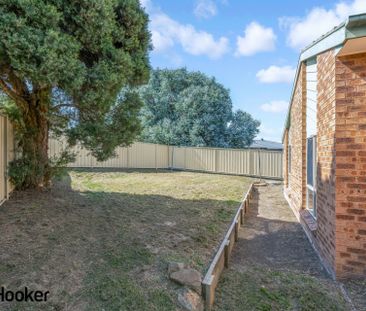 Four bedroom family home - Photo 5