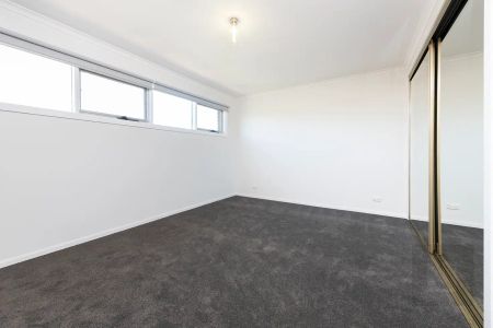 “Comfortable, Convenient” - Photo 3