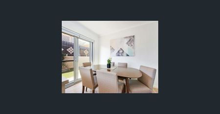 Modern and Spacious Unit - Photo 3