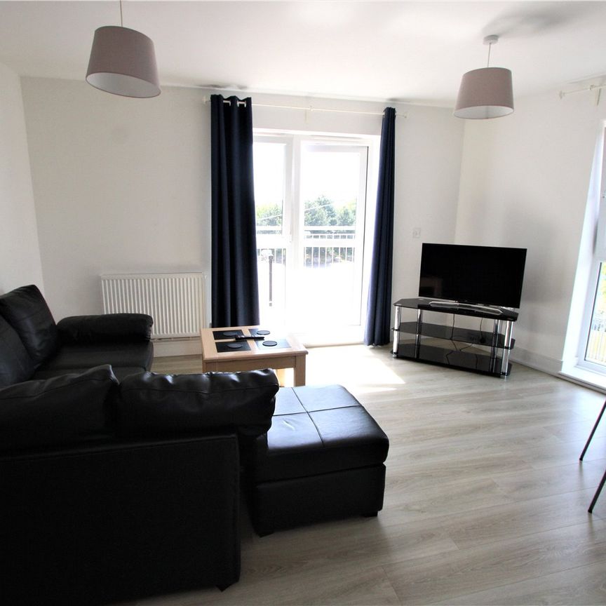 3 bedroom apartment to rent - Photo 1