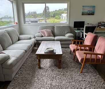 All bills included! Move In ready. - Photo 1