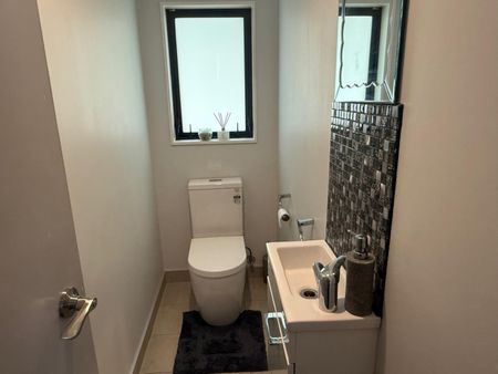 5 Duncan Street, Tawa - Photo 4