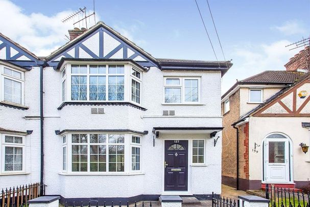 3 bedroom semi-detached house to rent - Photo 1