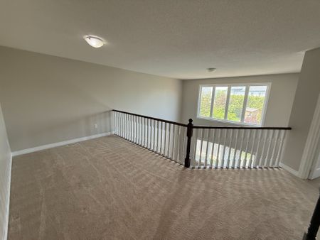 For Lease - 320 Shipway Avenue, Clarington, Ontario - Photo 4