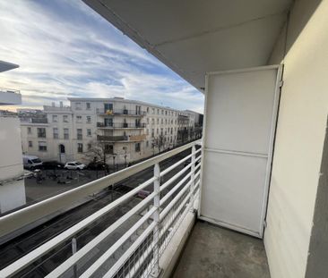 Location Appartement 2 pièces 51m² BORDEAUX 33800 - Photo 3