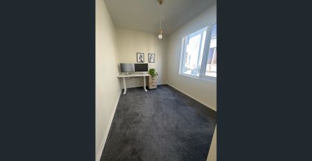 Sunny Style In Lifestyle Pocket - Photo 5