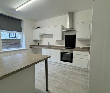 2 bed terraced house to rent in Pritchard Street, Burnley, BB11 - Photo 6