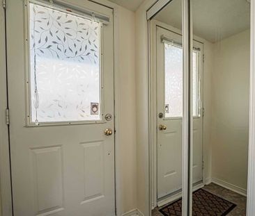 For Lease - 10 Post Oak Drive Unit# 14, Richmond Hill, Ontario - Photo 1