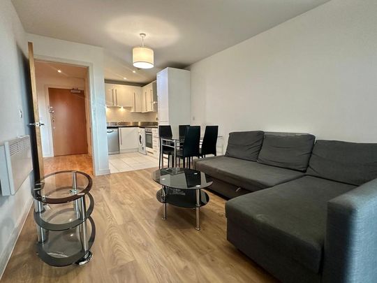 1 bedroom flat to rent - Photo 1