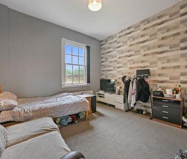 5 bedroom terraced house to rent - Photo 2