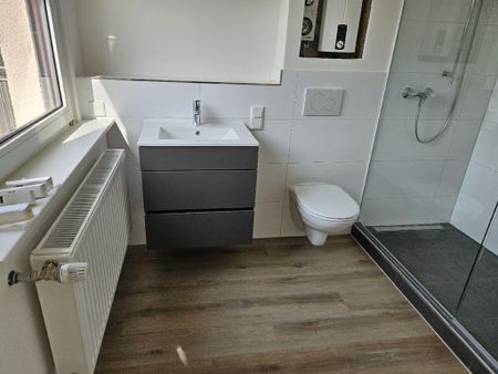 Frisch modernisierte Appartements mit ca. 31 m² Wohnfläche und neuer Einbauküche - Foto 2