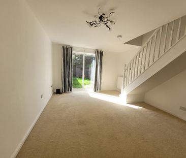 2 bedroom terraced house to rent - Photo 3