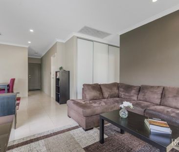 Coolbellup - Photo 1