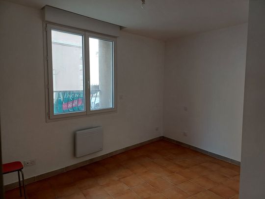 Location appartement 4 pièces, 75.32m², Sète - Photo 1