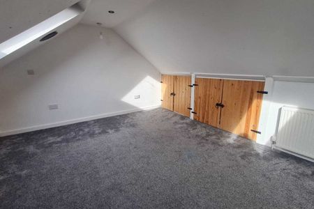 Elder Avenue - Photo 2