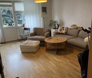 Skebokvarnsvägen, Bandhagen - Photo 1