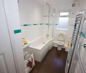 Alfred Street, East Cowes, Isle Of Wight, PO32 - Photo 6