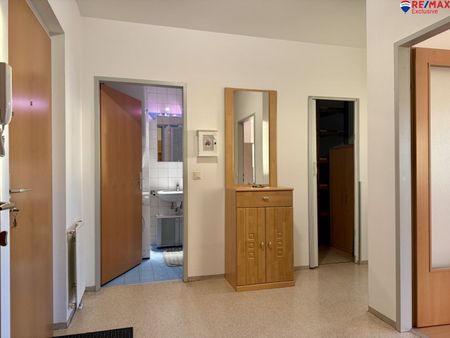 Sunny - 2 Zimmer Mietwohnung mit Balkon auf ca. 54m² Wfl.! - Photo 4