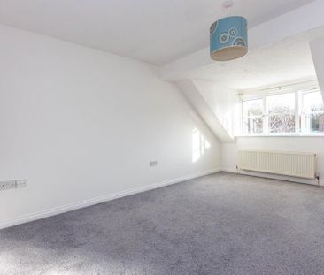 3 bedroom detached house to rent - Photo 4
