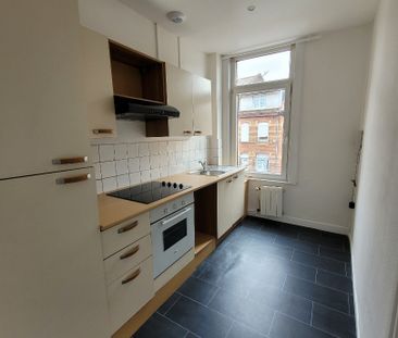 Location Appartement 3 pièces 80m² AVION 62210 - Photo 6