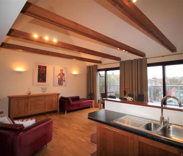 3 bedroom penthouse to rent - Photo 3