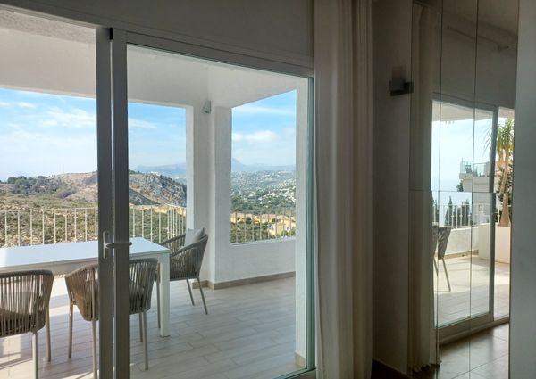 Villa for rent with 4 bedrooms and 3 bathrooms with stunning views