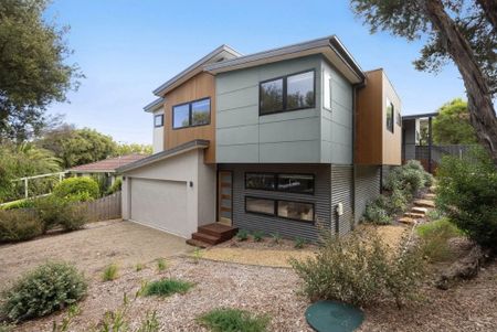 Award Winning Rye Home - Photo 4
