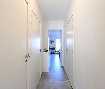 Modern 1-slaapkamer appartement met ruim terras - Photo 2