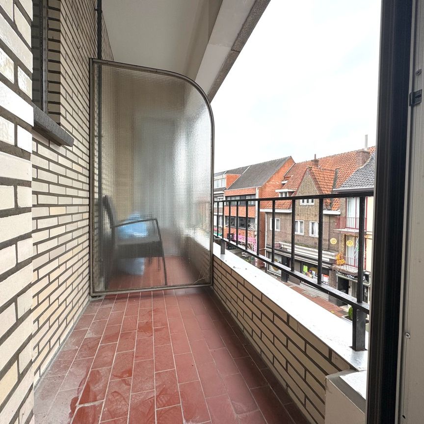 Ruim appartement met 2 slaapkamers in centrum Genk - Foto 1