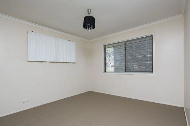 79 Malbon Street, Eight Mile Plains. - Photo 1