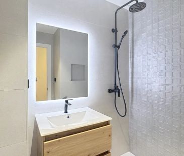 Room in a shared 7-bedroom apartment for rent in Almenara, couples not allowed - Photo 3