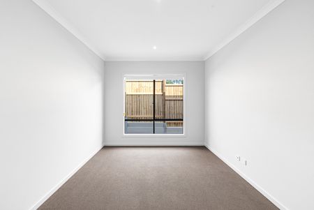 Introducing Your Dream Family Home! - Photo 4