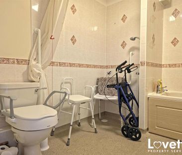 1 bedroom property to rent - Photo 6