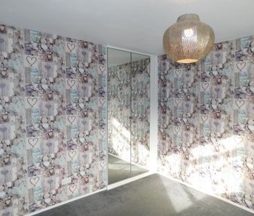 3 bedroom semi-detached house to rent - Photo 6