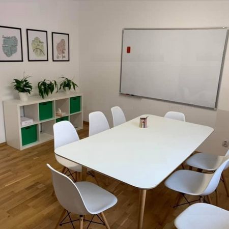 Zona Piata Victoriei vila 8 camere - Fotografie 4