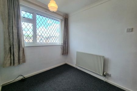 Howard Close - Photo 2