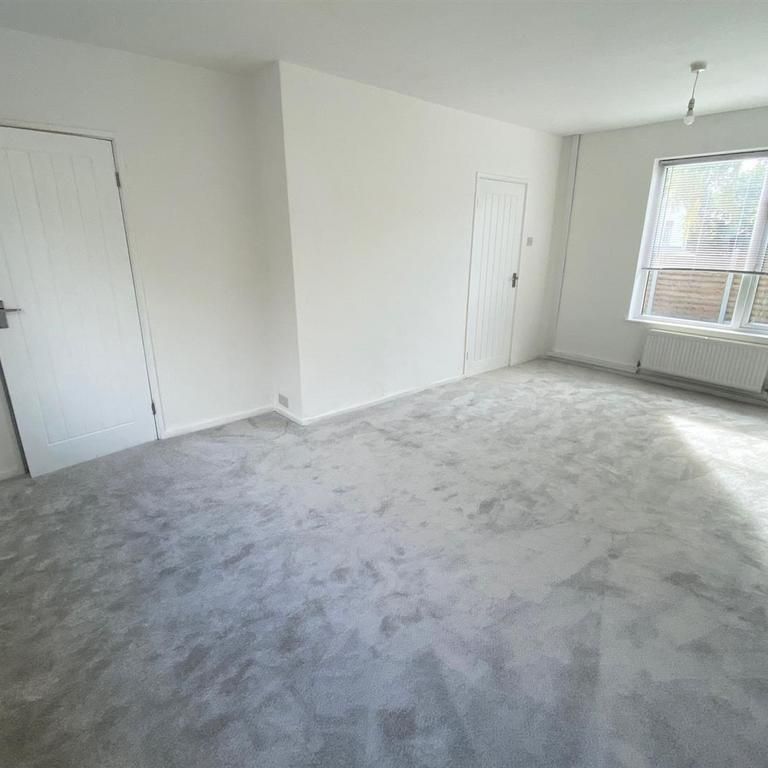 2 bedroom semi-detached house to rent - Photo 1