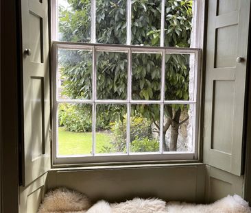 Selwood House, Market Place, Somerton, Somerset, TA11 - Photo 1