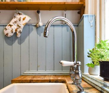 3 bedroom terraced house to rent - Photo 2