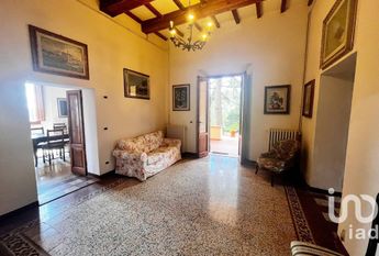 Via San Martino Altoreggi, Figline e Incisa Valdarno, Tuscany 50063