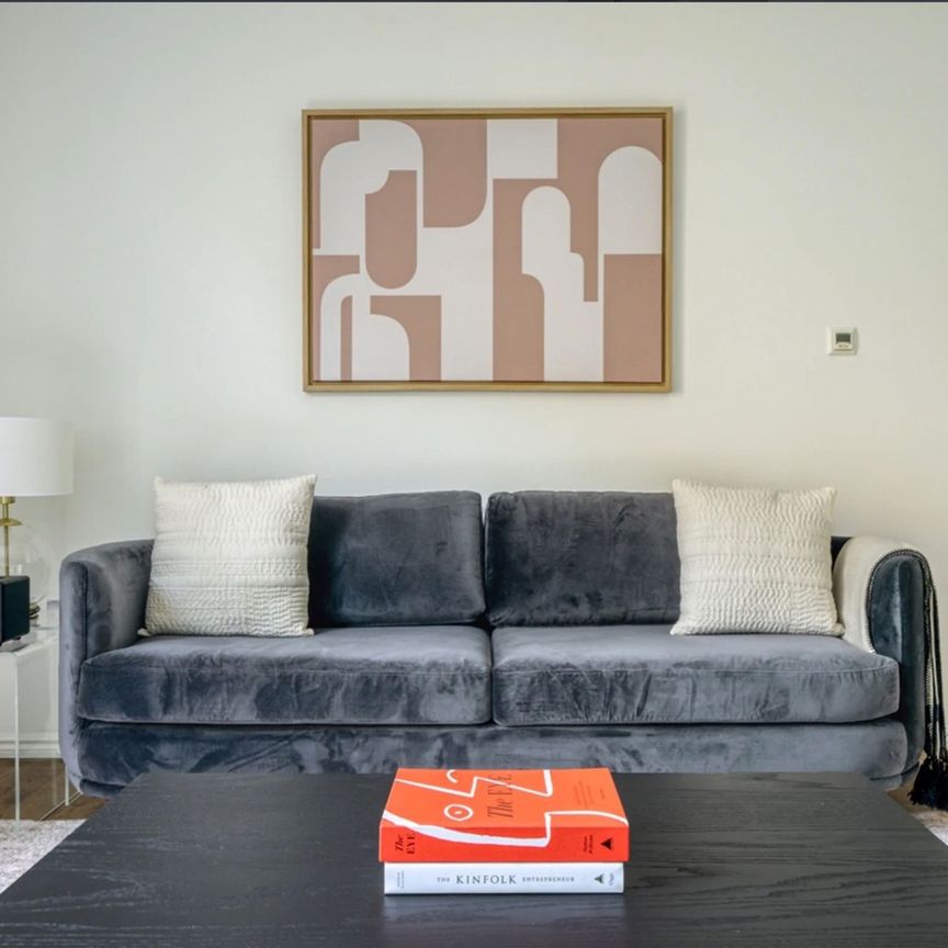 1 Bed Flat, Westminster Bridge Road, SE1 - Photo 1