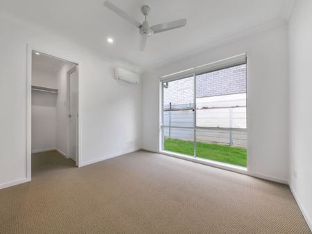 Beautiful Family Home in Orchard Estate - Photo 4