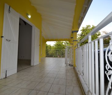 T3 vue dégagée 100m2 - Photo 1