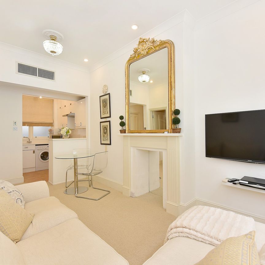 Hans Place, Kensington and Chelsea, London, SW1X - Photo 1