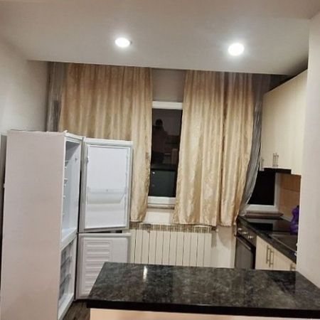 Aparatorii patriei aleea moldovita etaj 1 - Photo 3