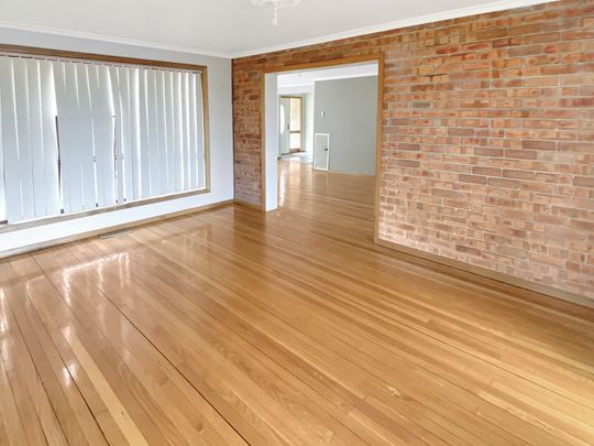 2 Maddern Street, Black Hill - Photo 1