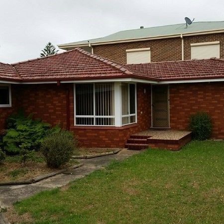 3-bedroom shared house, Lombard Avenue - Photo 1