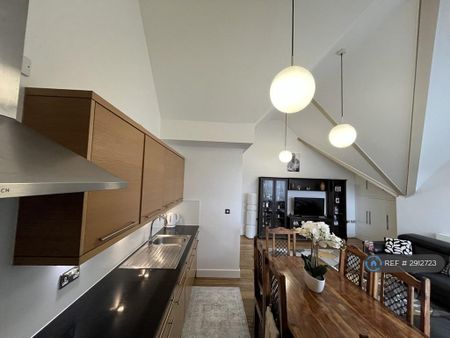 2 bedroom flat to rent - Photo 4