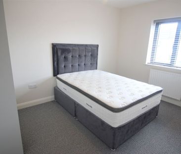 96 Grand Canal Wood, Allenwood, Co. Kildare - Photo 2